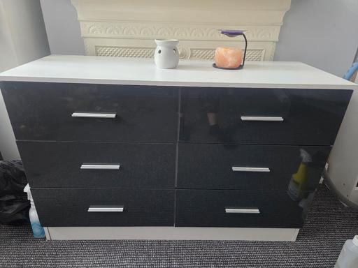 Buy & Sell Birkenhead Wirral - Photos for Grey and White Chest Of Drawers