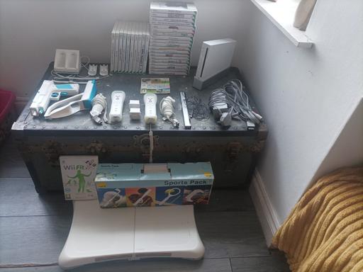 Buy & Sell Upper Gornal Dudley - Photos for Nintendo Wii mega bundle