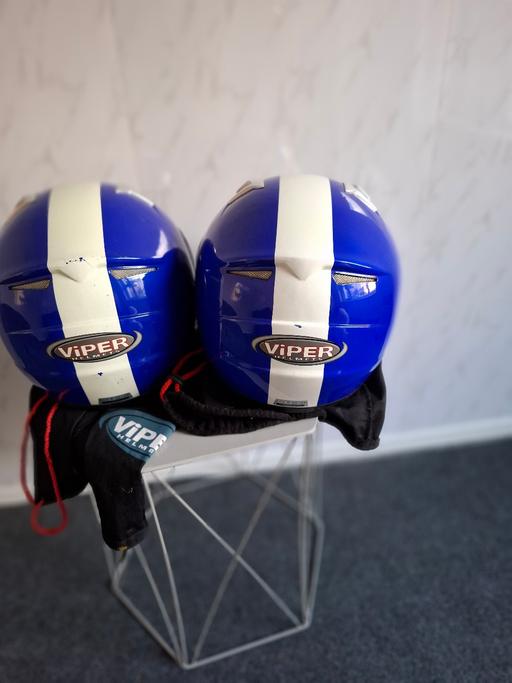 Vehicles Capel-Le-Ferne Dover - Photos for 2 Crash Helmets