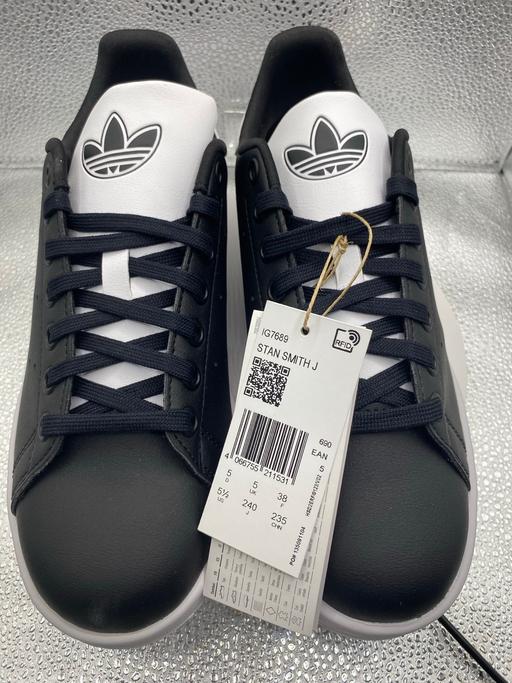 Buy & Sell Bold Heath Saint Helens - Photos for Adidas Stan smith