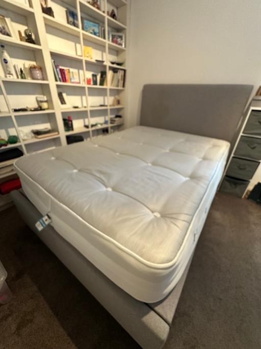 Buy & Sell Lancaster Gate Central London - Photos for Double bed and storage (remote electric open)