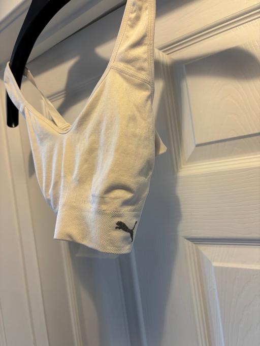 Buy & Sell Newholme Residential Park Blackpool - Photos for White Puma sports bra women’s size M