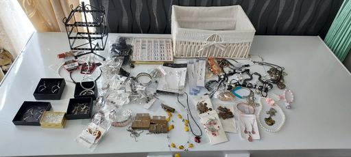 Buy & Sell Weoley Castle Birmingham - Photos for jewelry bundle