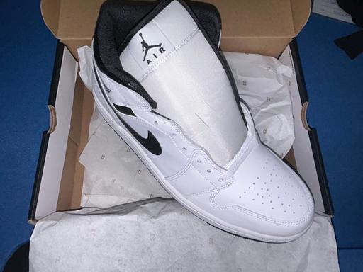 Buy & Sell Penn Wolverhampton - Photos for Air Jordan 1 mid white/black brand new
