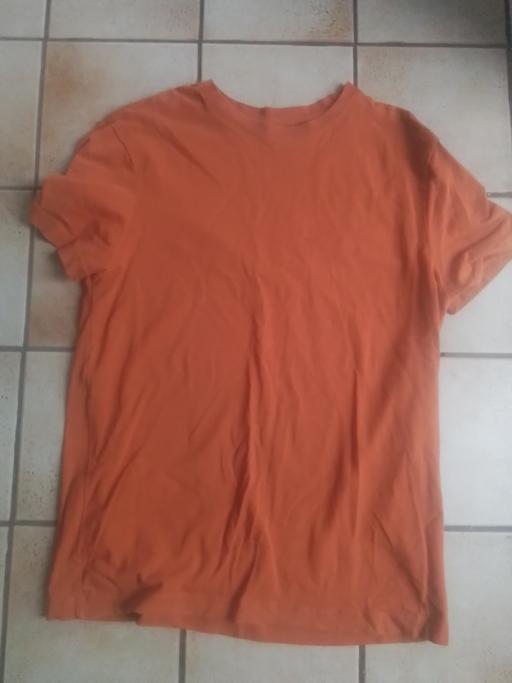 Buy & Sell Aldridge Walsall - Photos for SLIM FIT MEDUM TEE SHIRT