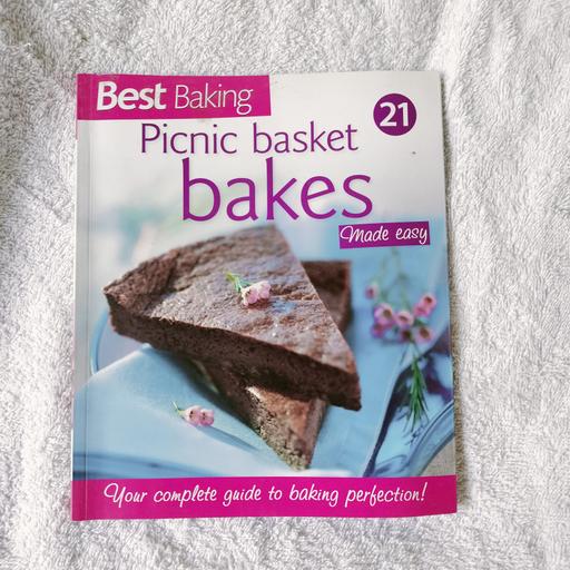 Buy & Sell Chalk Farm North West London - Photos for Picnic basket bakes