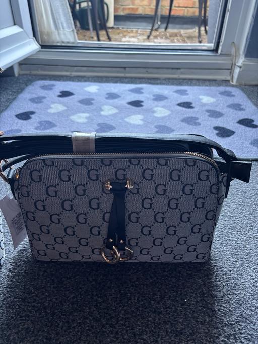Buy & Sell Dormansland Tandridge - Photos for Bag set
