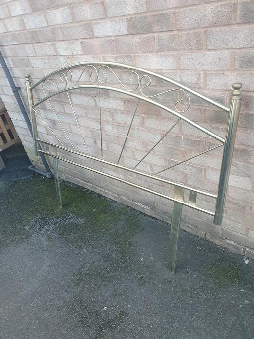 Buy & Sell Pensnett Dudley - Photos for Metal Bed Head , 60 inch Wide & 44 inch High,