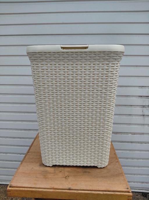 Buy & Sell Shirley South East London - Photos for LAUNDRY BASKET. LIKE NEW !