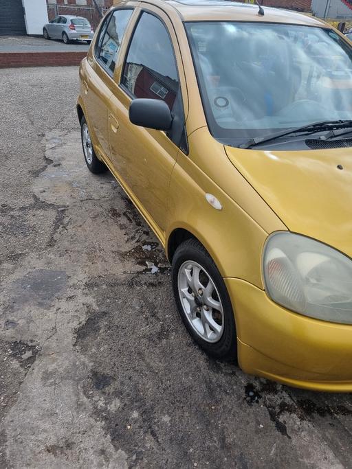 Vehicles Marton Blackpool - Photos for toyota yaris