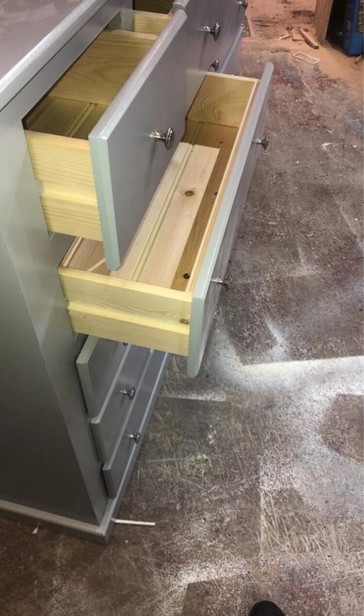 Buy & Sell Allerton Park North Yorkshire - Photos for 10 drawers chest white