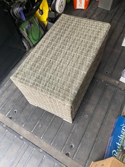 Buy & Sell Manor Park East London - Photos for Rattan garden sofa table