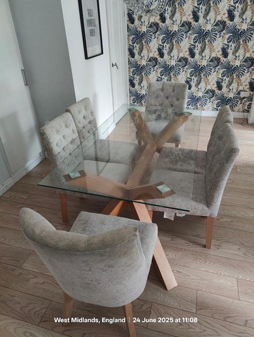 Buy & Sell Tyseley Birmingham - Photos for large glass dining table with six chairs