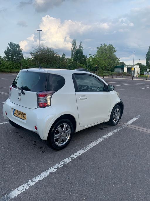 Vehicles Cann Hall East London - Photos for Toyota iQ