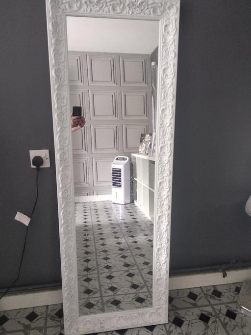 Buy & Sell Harold Park East London - Photos for mirror