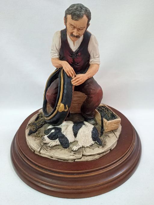 Buy & Sell Hall Green Birmingham - Photos for VINTAGE SCARCE EARLY COUNTRY ARTISTS FIGURINE