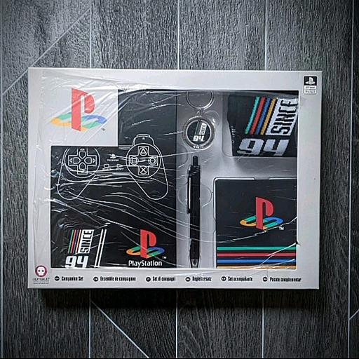 Buy & Sell Elephant and Castle South East London - Photos for Playstation 20th 30th Anniversary Numskull