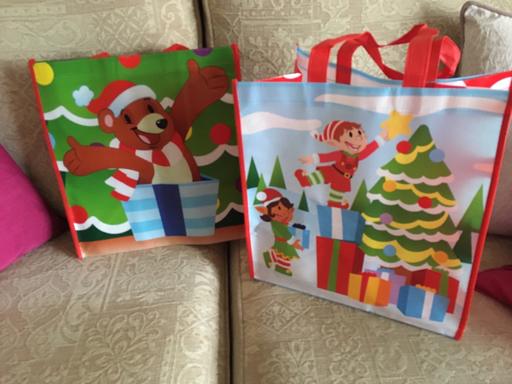 Classes Walsall South Staffordshire - Photos for Christmas gift carrrier bags