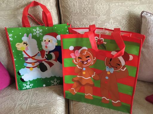 Classes Cheslyn Hay South Staffordshire - Photos for Christmas gift carrier bags