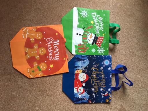 Classes Walsall South Staffordshire - Photos for Christmas gift carrier bags