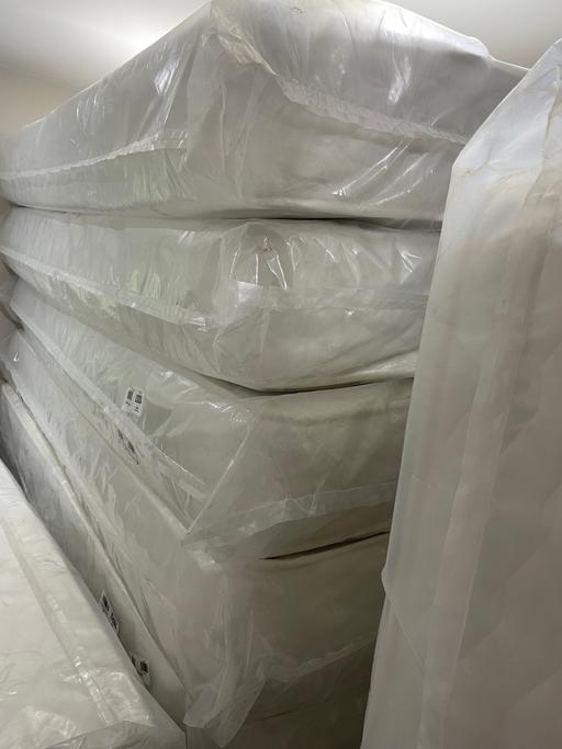 Buy & Sell Greenfield Oldham - Photos for Single large mattress orthopaedic
