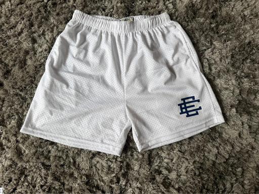 Buy & Sell East Acton West London - Photos for White Eric Emmanuel’s Shorts Size L