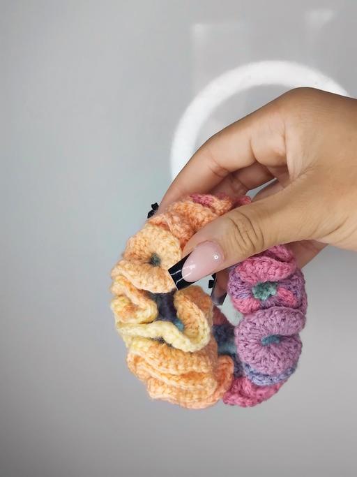 Buy & Sell Plumstead South East London - Photos for Crochet rainbow scrunchie