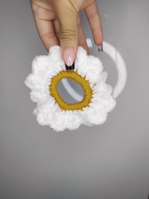 Buy & Sell Plumstead South East London - Photos for Crochet daisy hairband