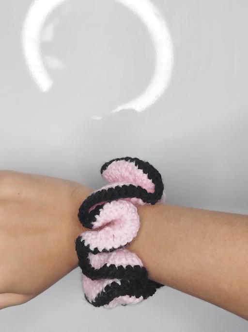 Buy & Sell Plumstead South East London - Photos for Crochet scrunchie