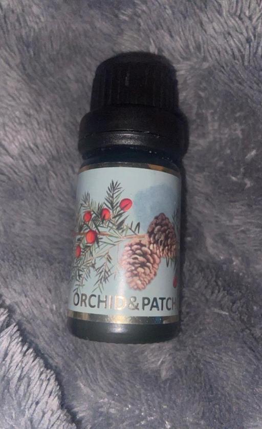 Buy & Sell Stow Heath Wolverhampton - Photos for ESSENTIAL OIL