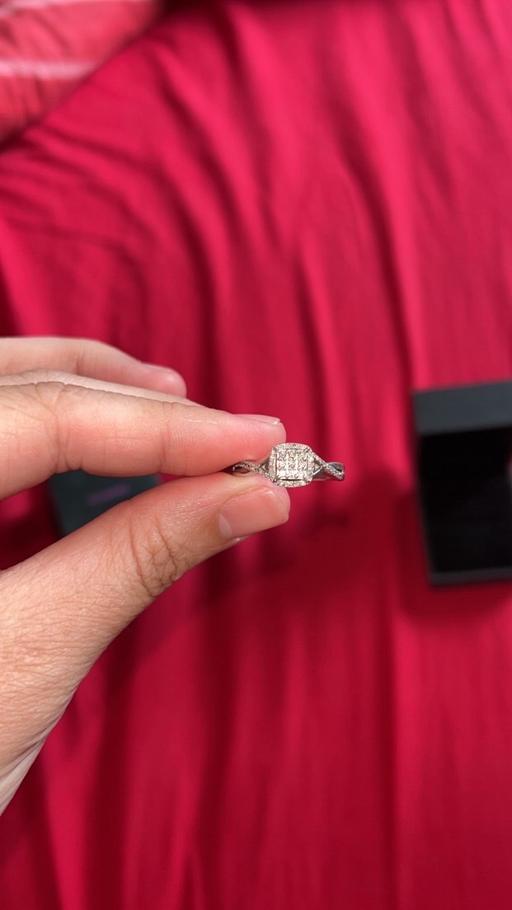 Buy & Sell Kirkintilloch Glasgow - Photos for 0.2 carat diamond ring