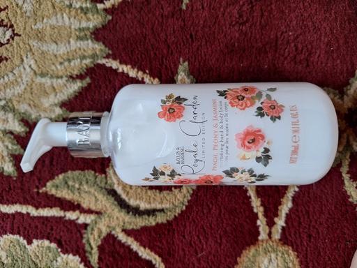 Buy & Sell Ettingshall Park Wolverhampton - Photos for New Hand and Body Lotion