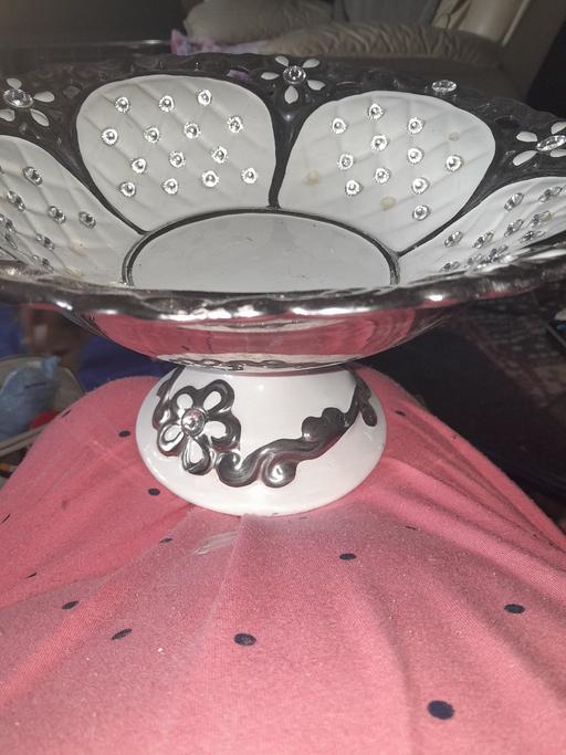 Buy & Sell Holly Hall Dudley - Photos for bling big fruit dish