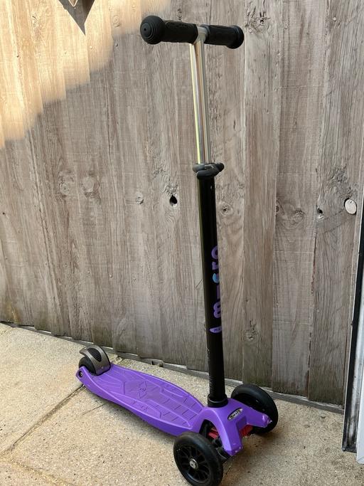 Buy & Sell Woodside South East London - Photos for Micro Scooter