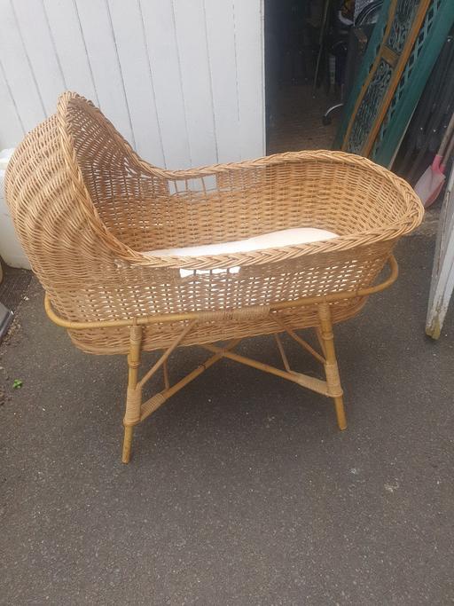 Buy & Sell Dudley Town Centre Dudley - Photos for Alco Basketware Wicker & Bamboo Crib & Stand