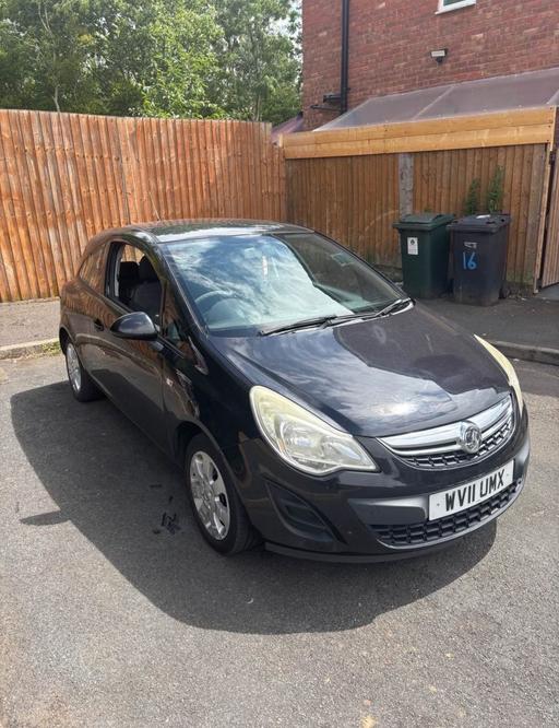 Vehicles Ettingshall Wolverhampton - Photos for Vauxhall Corsa ( lady owner)