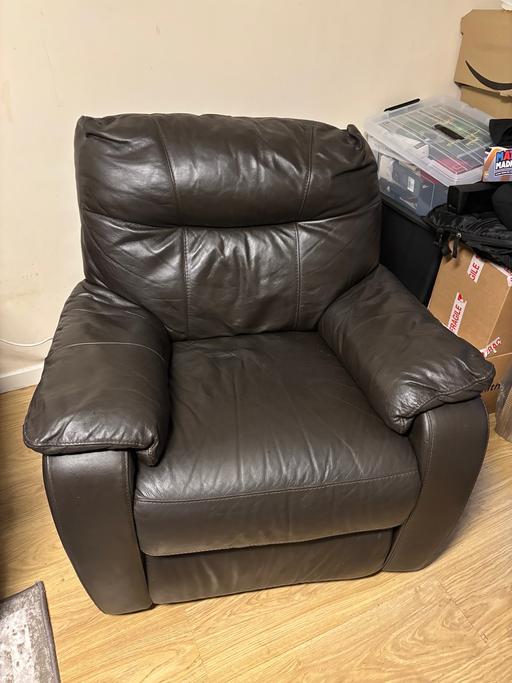 Buy & Sell Rotherhithe South East London - Photos for Recliner & Footstool - Leather
