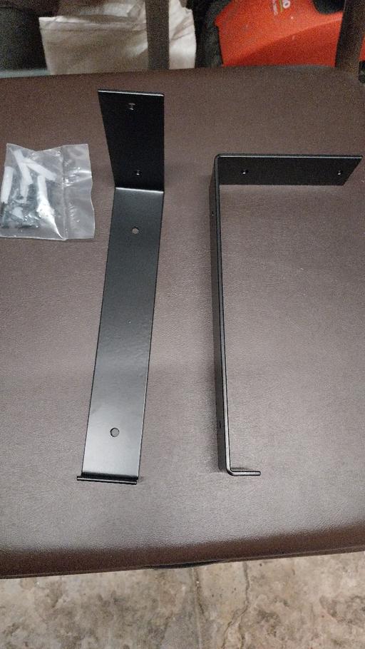 Buy & Sell Windle Saint Helens - Photos for 2 heavy duty brackets 23 x 11 cm