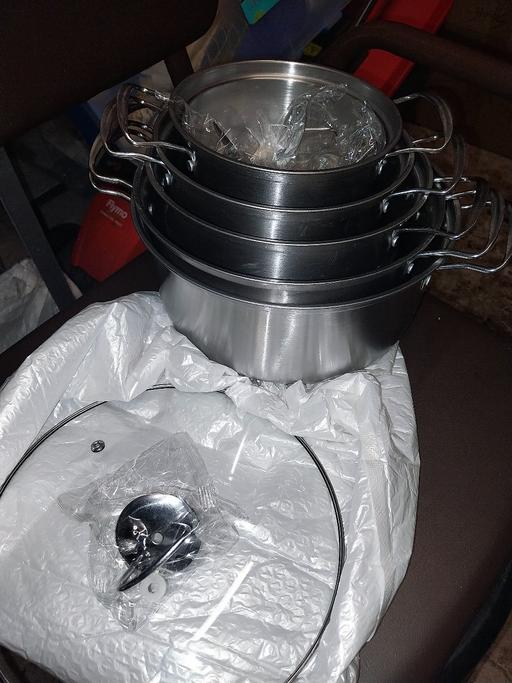 Buy & Sell Windle Saint Helens - Photos for 5 stainless steel pans with lids