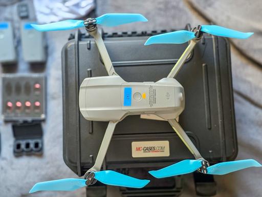 Buy & Sell South Hackney East London - Photos for DJI Mavic Air 2 Fly More Combo Kit + Extras