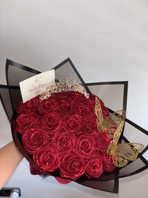training Handsworth Birmingham - Photos for Red ribbon glitter flower bouquet 20 roses