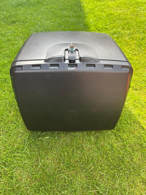 Vehicles Saint Helens Merseyside - Photos for Puig Mega Box 100L, With Metallic base