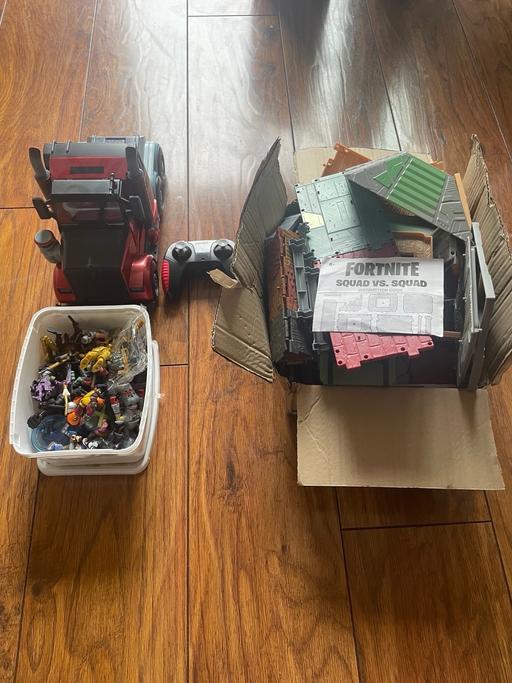 Buy & Sell Southend Airport Rochford - Photos for Fortnite Bundle