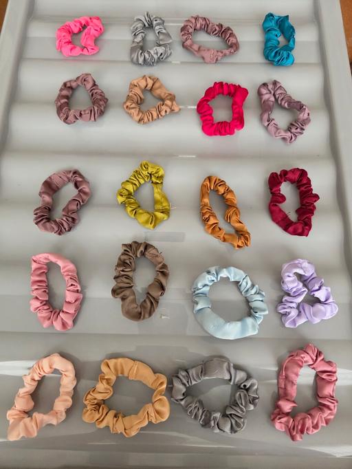 Buy & Sell Blackpool Town Centre Blackpool - Photos for Hair scrunchies x 20 NEW