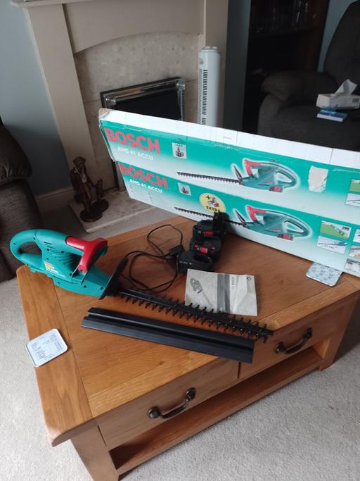 Buy & Sell Kidderminster Wyre Forest - Photos for Bosch cordless hedge trimmer
