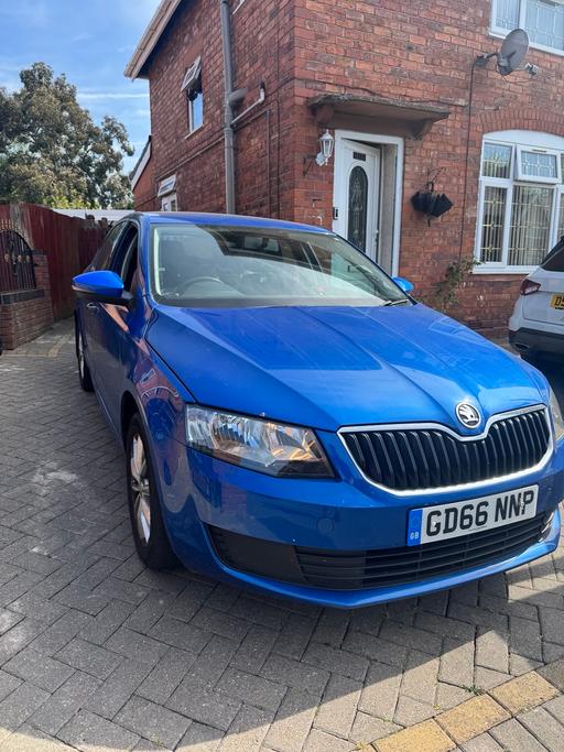 Vehicles Walsall Town Centre Walsall - Photos for Skoda Octavia