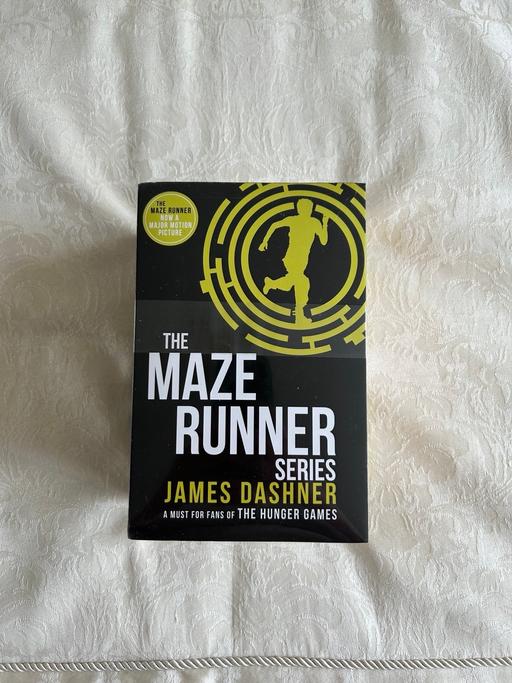 Buy & Sell Gornal Wood Dudley - Photos for Brand new Maze Runner books