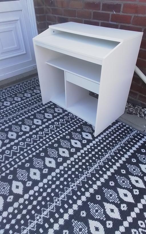 Buy & Sell Swinley Wigan - Photos for COMPUTER TABLE/DESK