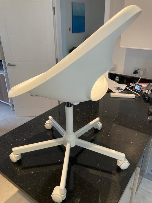 Buy & Sell Newton Rugby - Photos for Ikea chair