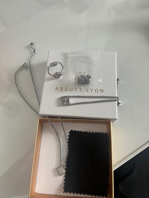Buy & Sell Priorslee Telford and Wrekin - Photos for Abott Lyon jewellery set